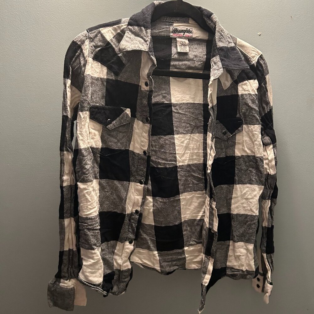 Wrangler Wrancher women's pearl snap